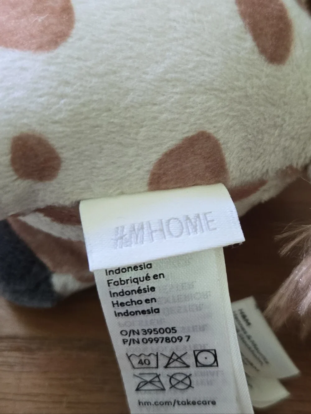 H&M Home Plush Giraffe Stuffed Animal Baby Nursery Stitched Eyes Safari